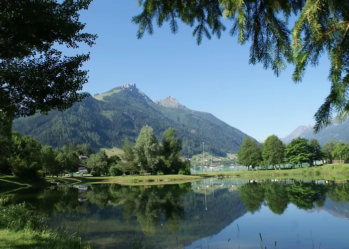 Διαμέρισμα Peer *